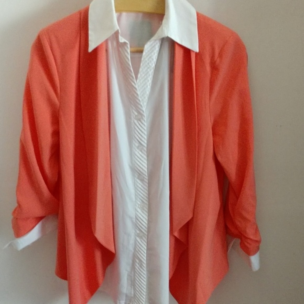 Zac & Rachel Pleated Placket Princess Seamed COTTON blend blouse - Picture 3 of 5